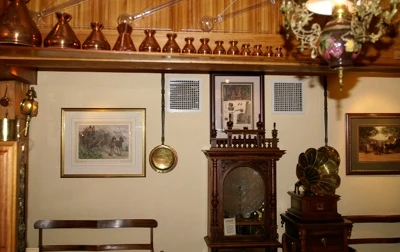 The Coach House05.jpg