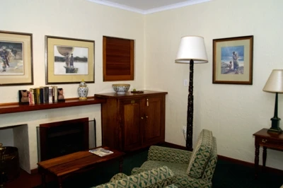 The Coach House03.jpg